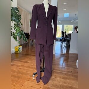 Vintage Beautiful Gianfranco Ferre burgundy pinstripe suit. Size about S